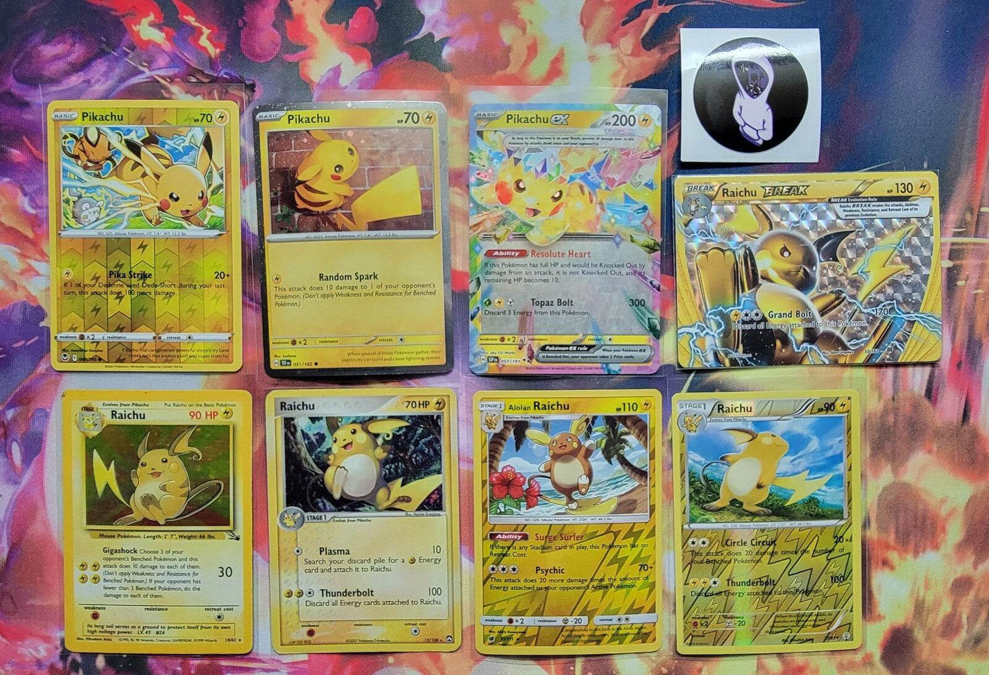 Pikachu & Raichu Lot 8 Cards - MissingNo.