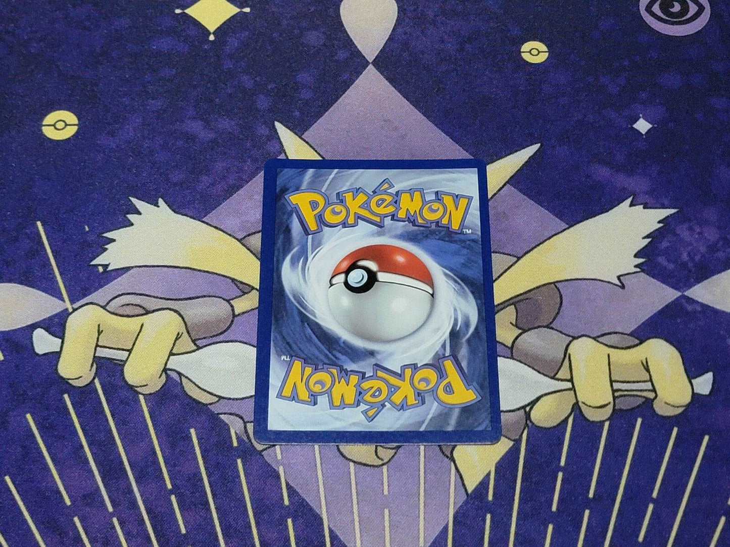 Nessa (Secret Rare ) 196/185  Vivid Voltage 2020 - MissingNo.