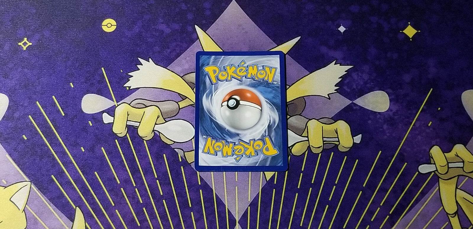 Trainer Lilie Full-Art 151/156 Ultra Rare - Ultra Prism - FRENCH NM - MissingNo.