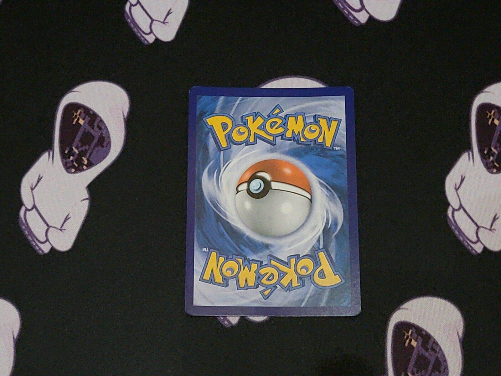 Charmander 9/108 Toys R Us Stamped Reverse Holo Common Small print line NM - MissingNo.